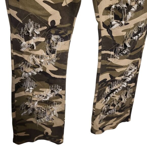 Manfinity Camo Faux Shredded Bootcut Mens Pants, L 34x32 - Picture 6 of 9
